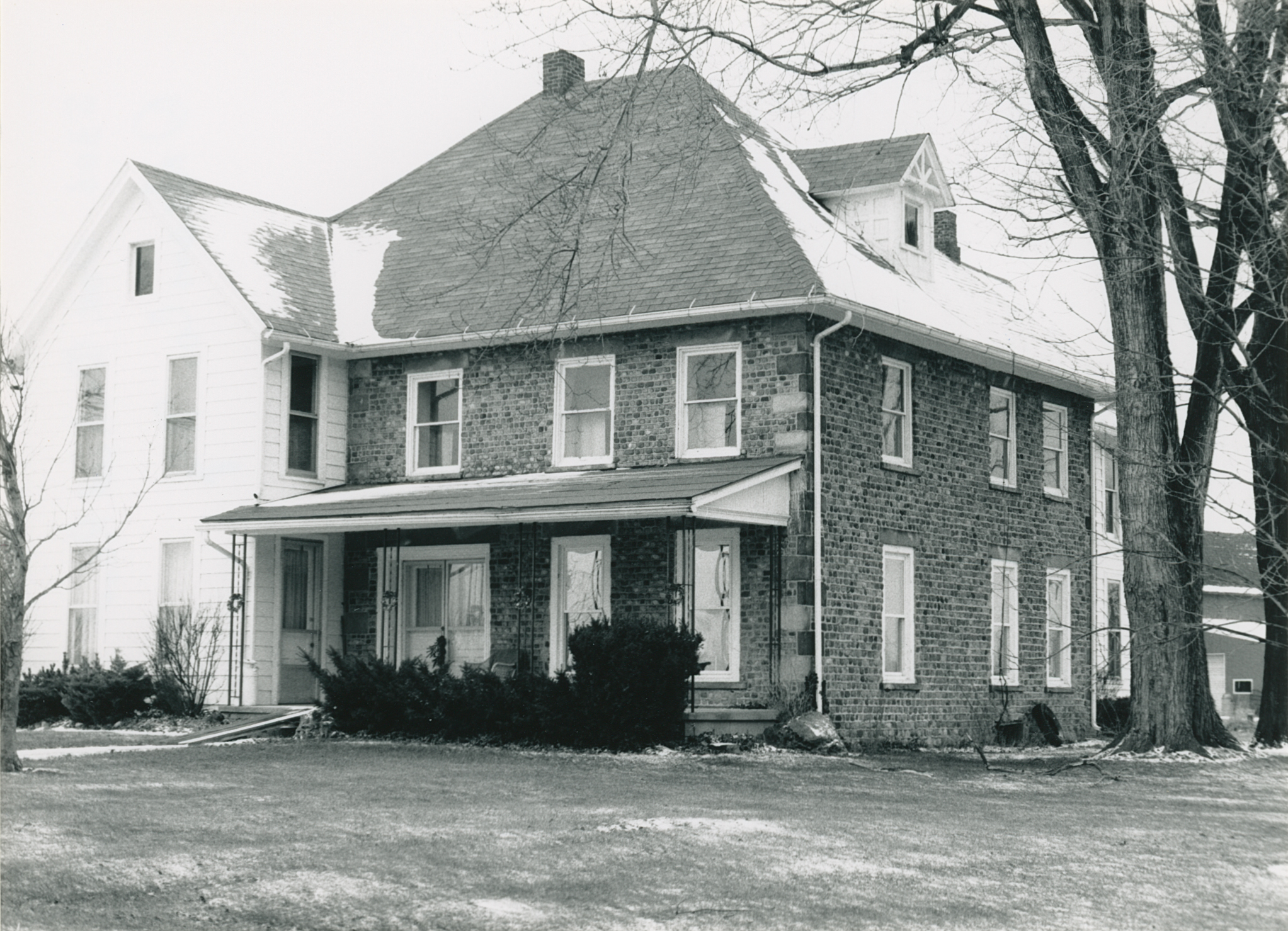 Bar-7 5306 Oak Orchard Rd 2